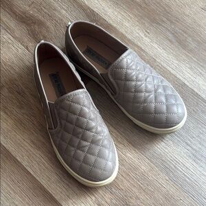 Steve Madden slip on sneakers